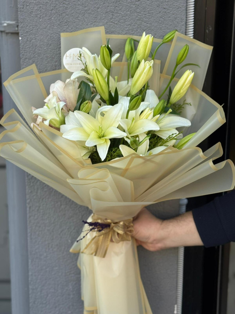 L BEYAZ LİLYUM BUKETİ 
