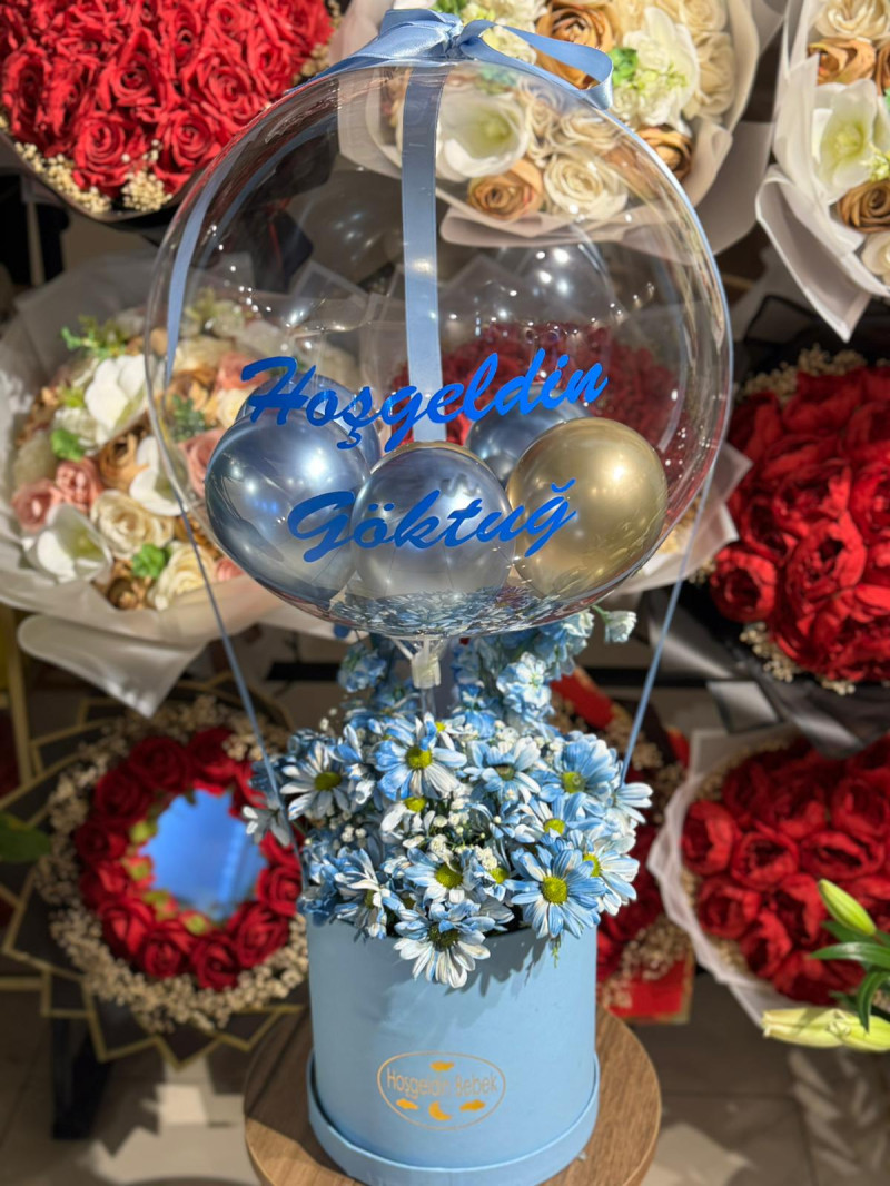 MAVİ BALONLU KUTU ARAJMAN