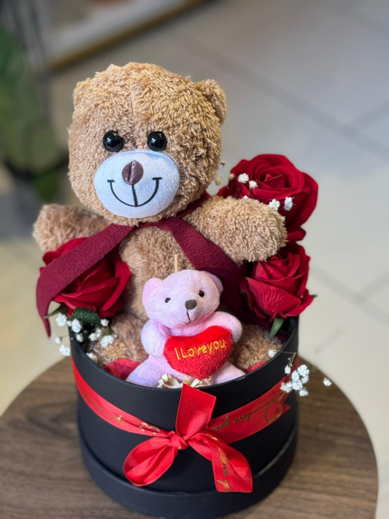 YAPAY GÜLLÜ AYCIKLI KUTU